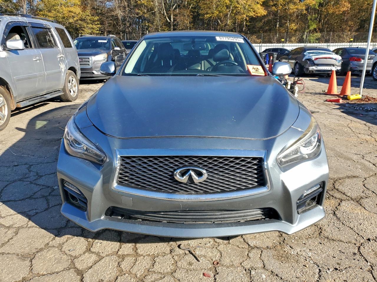 2015 INFINITI Q50 BASE photo 9