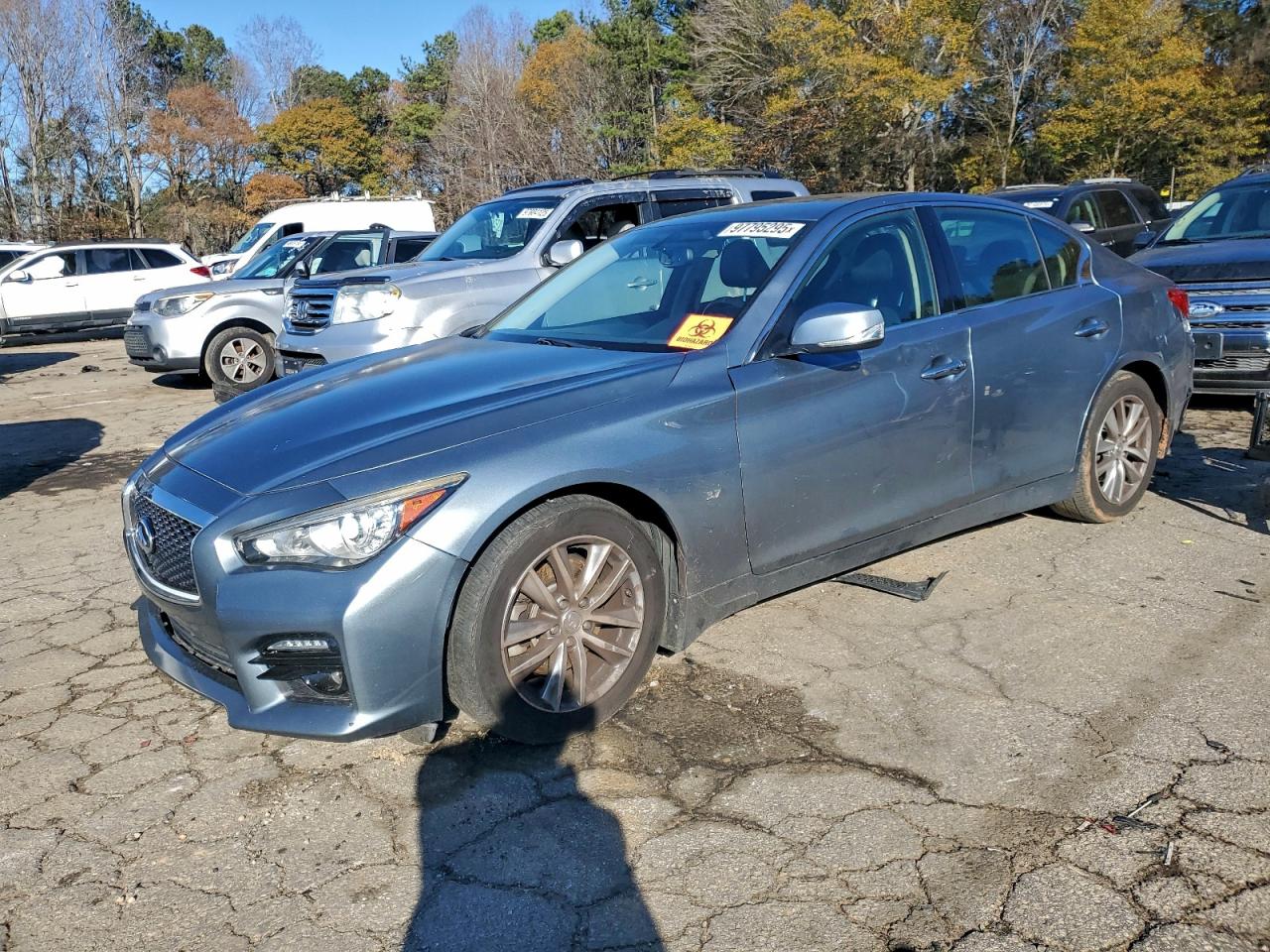 2015 INFINITI Q50