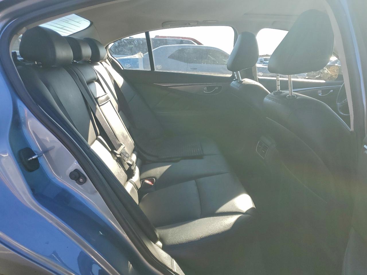 2015 INFINITI Q50 BASE photo 19