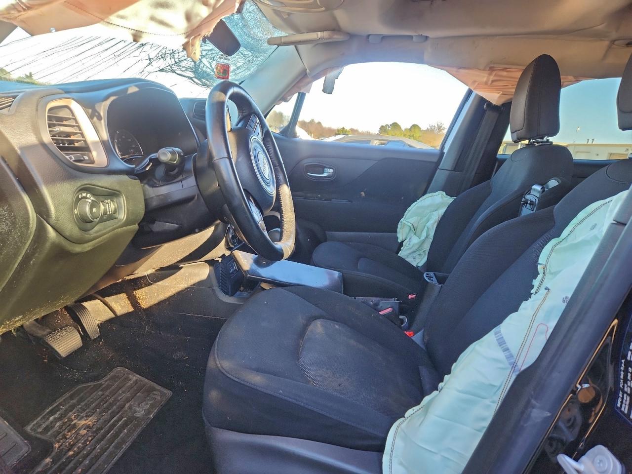 2015 JEEP RENEGADE LATITUDE photo 7