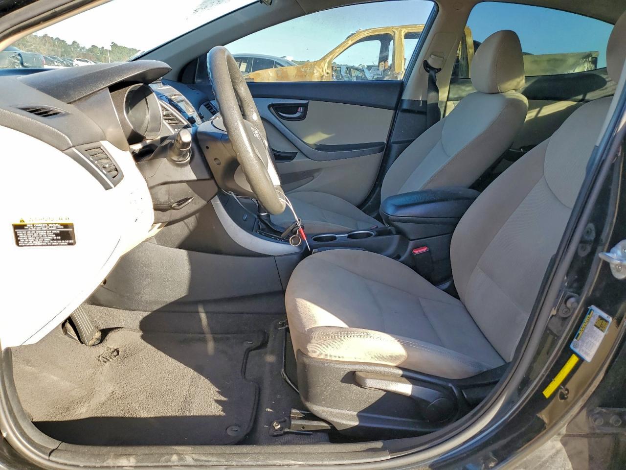 2016 HYUNDAI ELANTRA SE photo 7