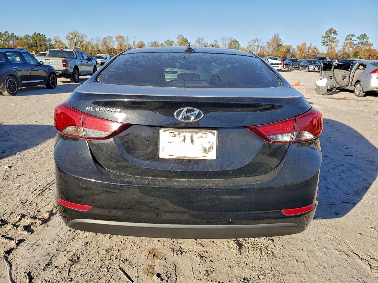2016 HYUNDAI ELANTRA SE photo 6