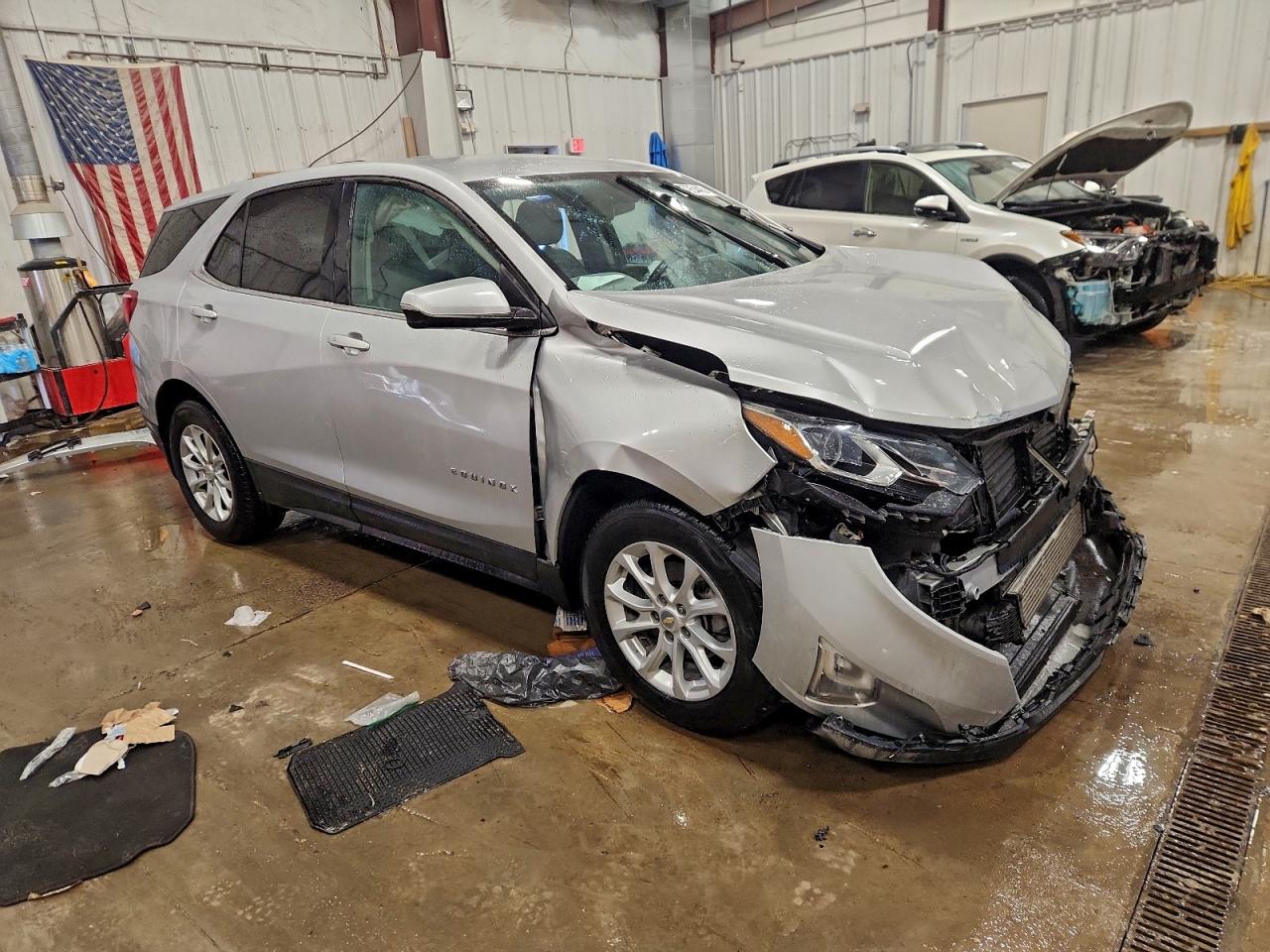 2018 CHEVROLET EQUINOX LT photo 4