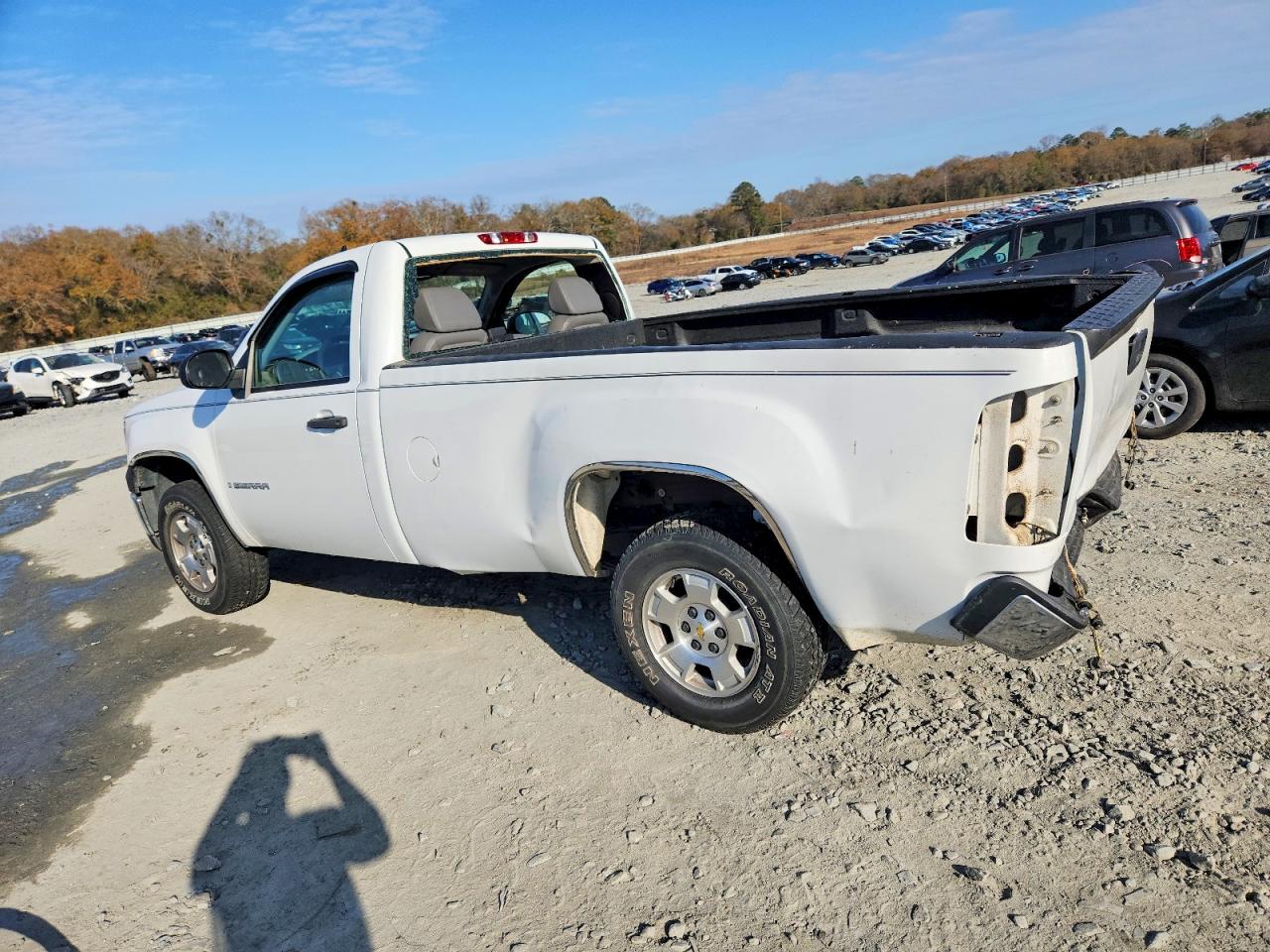 2007 GMC NEW SIERRA C1500 photo 2