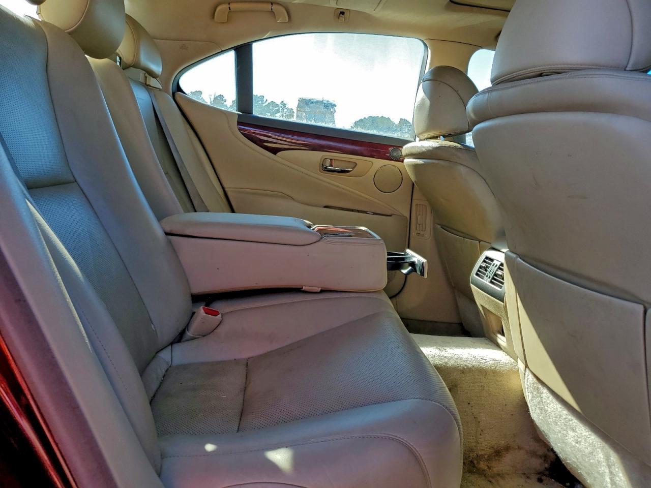 2008 LEXUS LS 460 photo 10