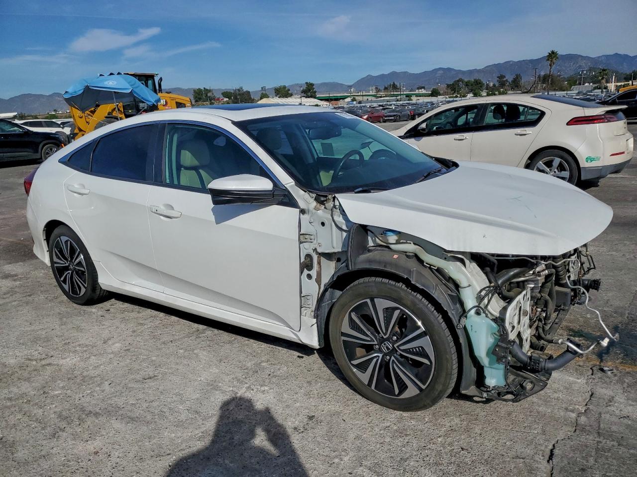 2016 HONDA CIVIC EXL photo 4