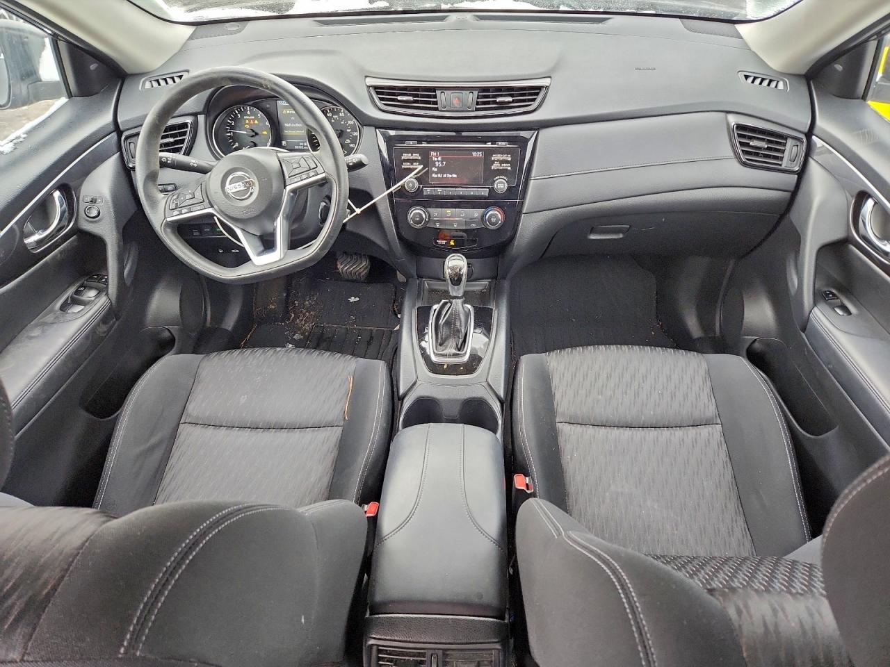 2017 NISSAN ROGUE S photo 8