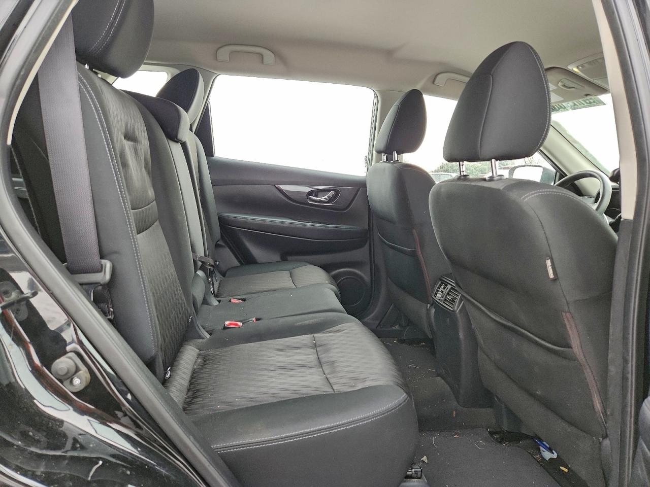 2017 NISSAN ROGUE S photo 11