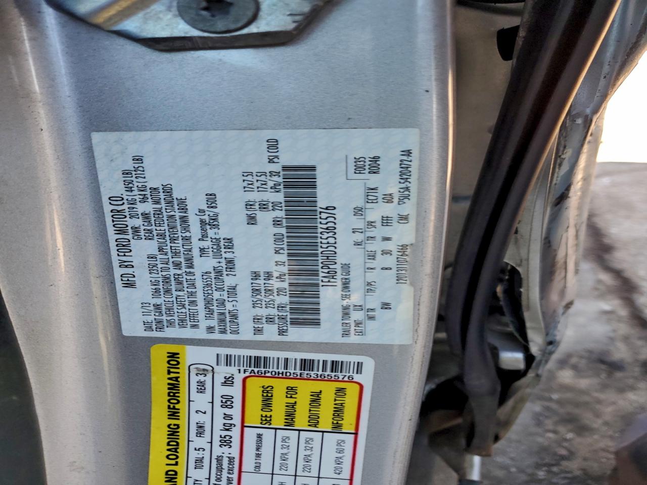 2014 FORD FUSION SE photo 23