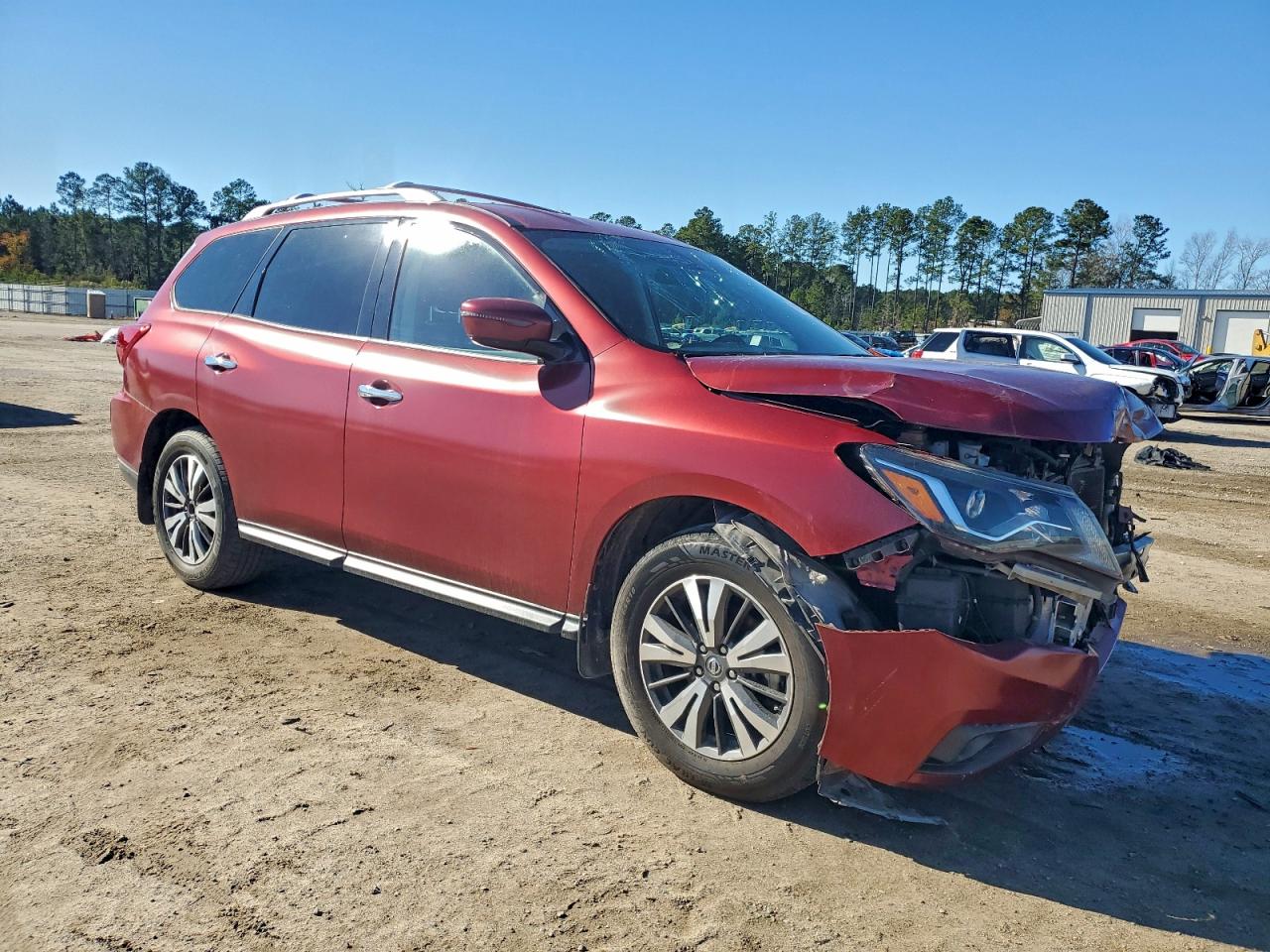 2017 NISSAN PATHFINDER S photo 4