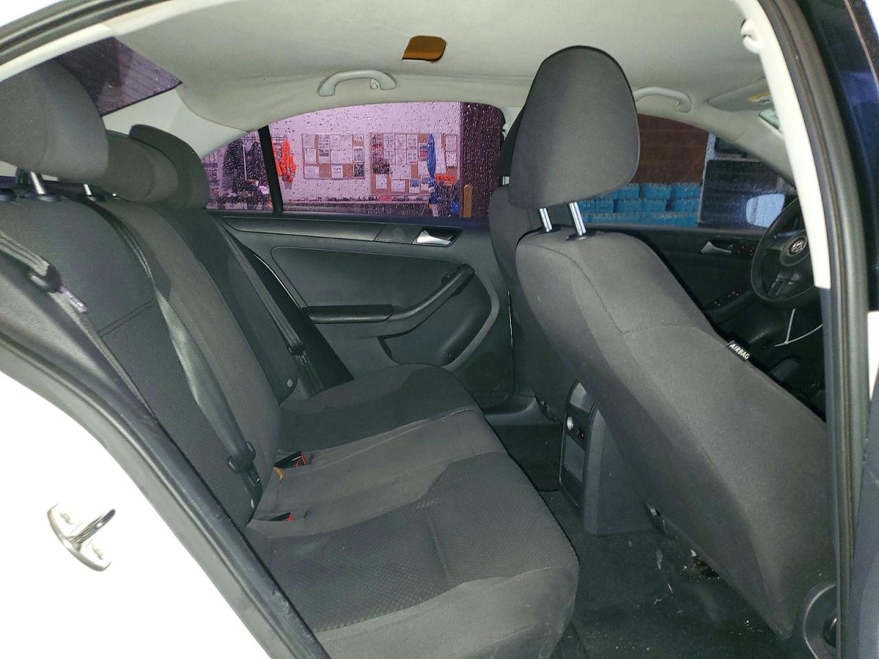 2014 VOLKSWAGEN JETTA BASE photo 10