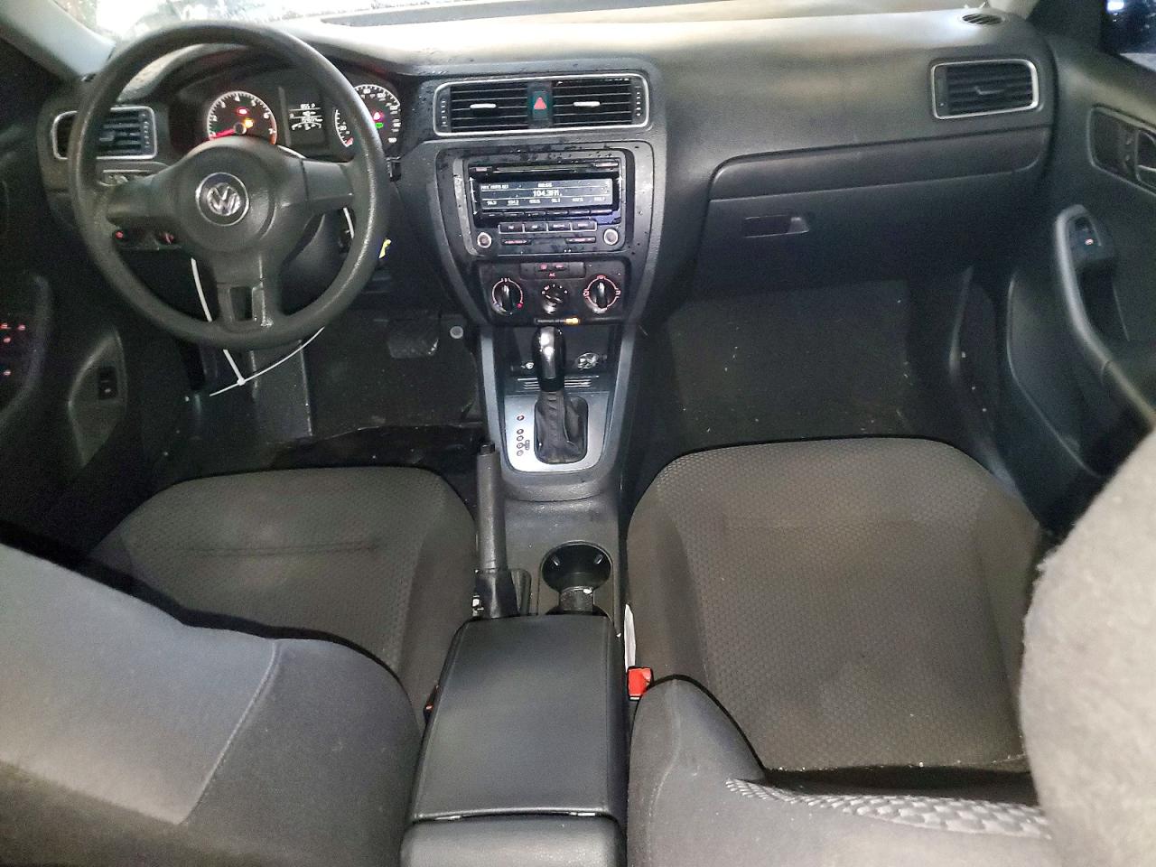2014 VOLKSWAGEN JETTA BASE photo 8
