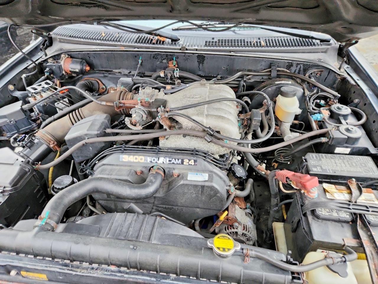 2001 TOYOTA TACOMA XTRACAB photo 11