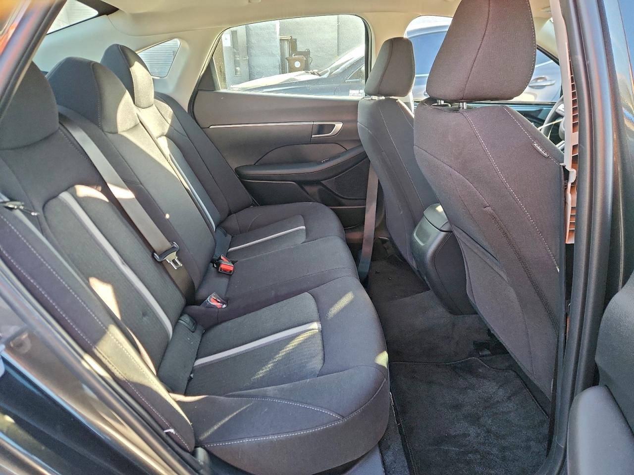 2025 HYUNDAI SONATA SE photo 10