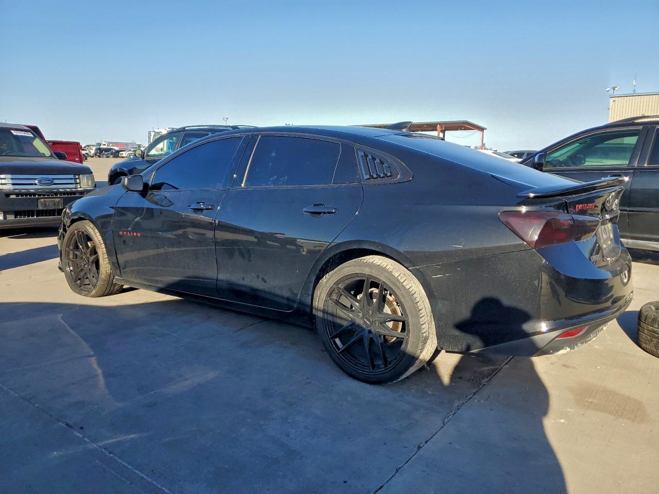2022 CHEVROLET MALIBU LS photo 2