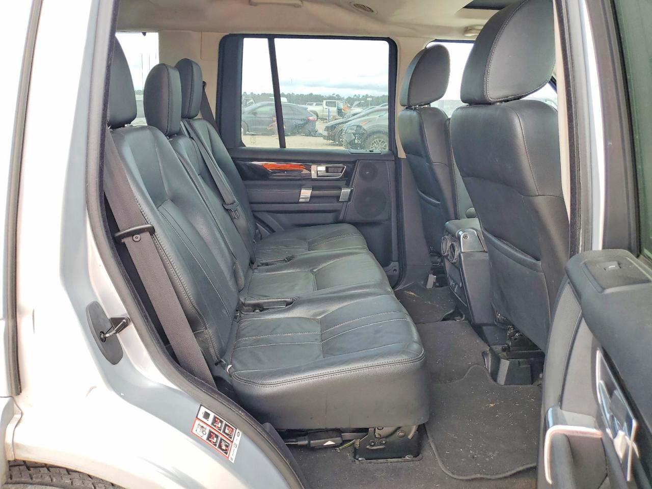 2012 LAND ROVER LR4 HSE photo 11
