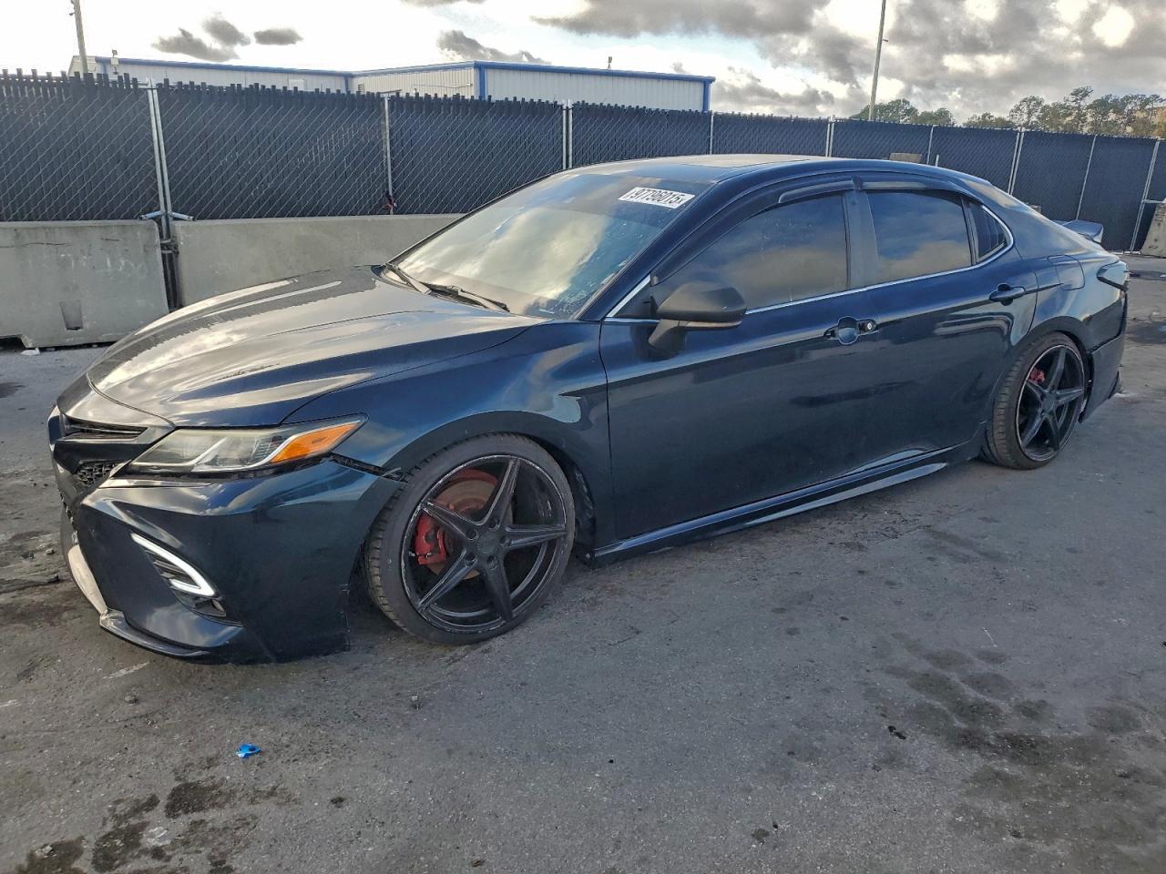 2019 TOYOTA CAMRY