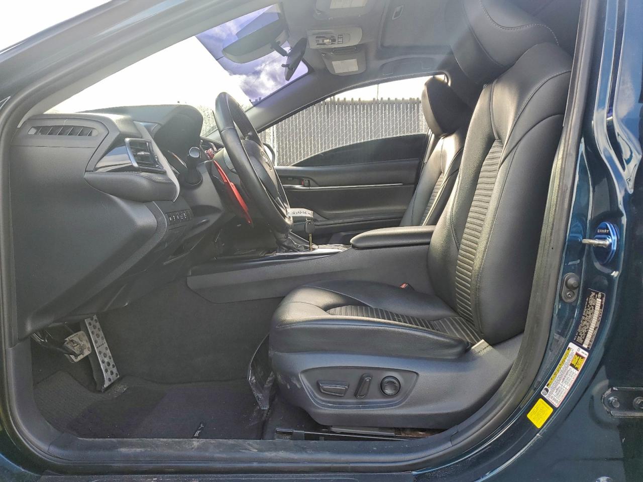 2019 TOYOTA CAMRY L photo 7