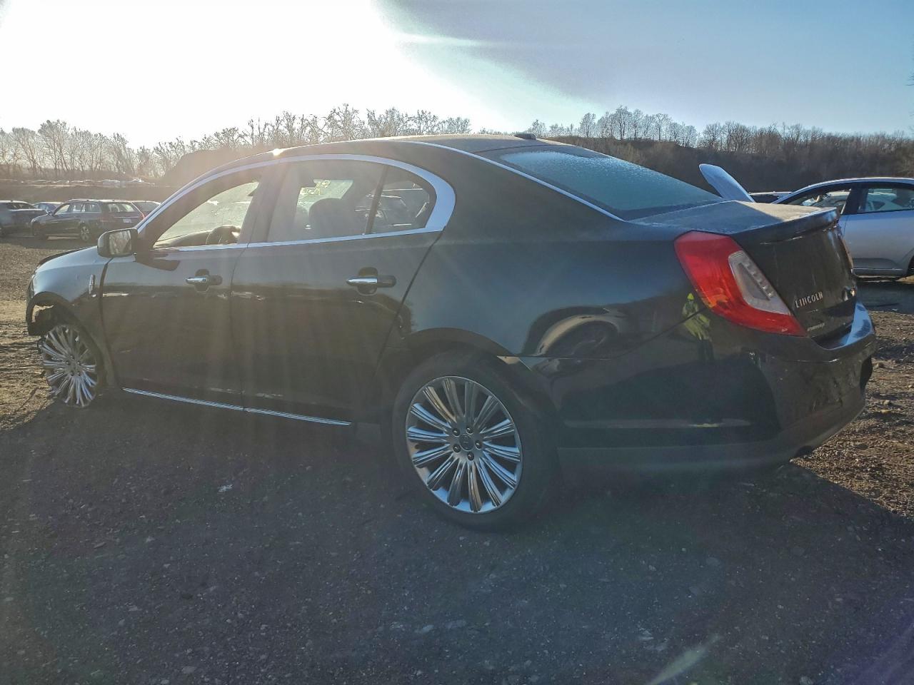 2014 LINCOLN MKS photo 4