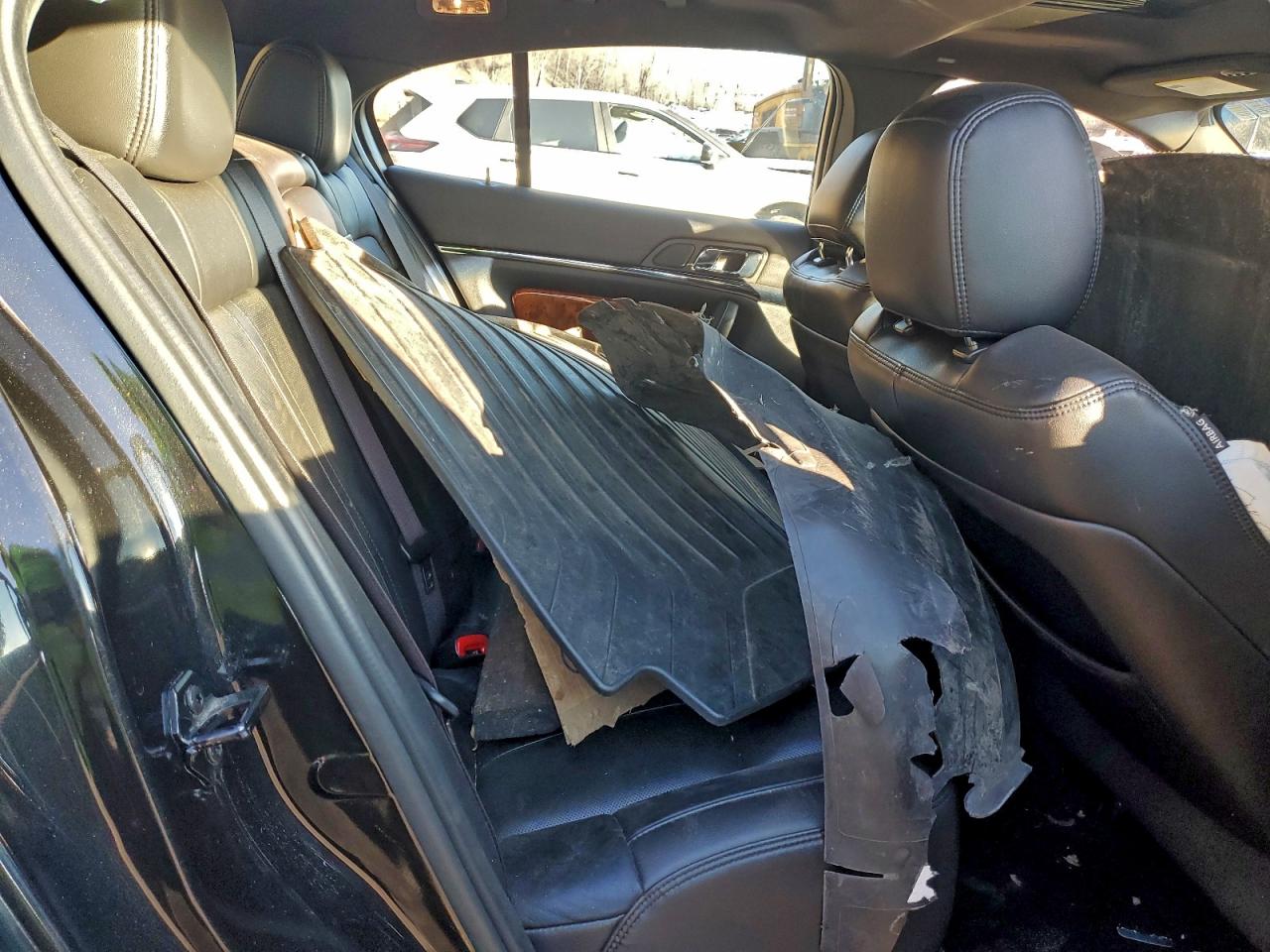2014 LINCOLN MKS photo 28