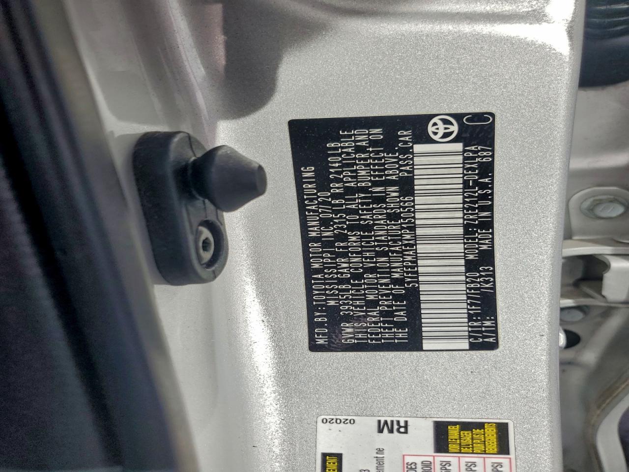 2021 TOYOTA COROLLA LE photo 12