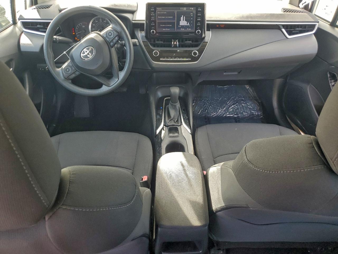 2021 TOYOTA COROLLA LE photo 8