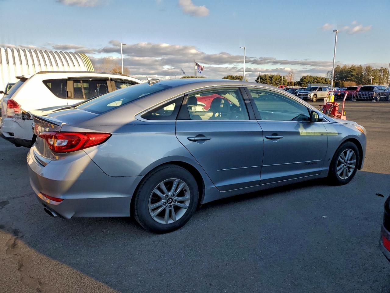 2016 HYUNDAI SONATA SE photo 7