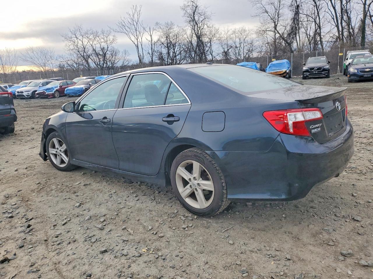 2014 TOYOTA CAMRY L photo 2