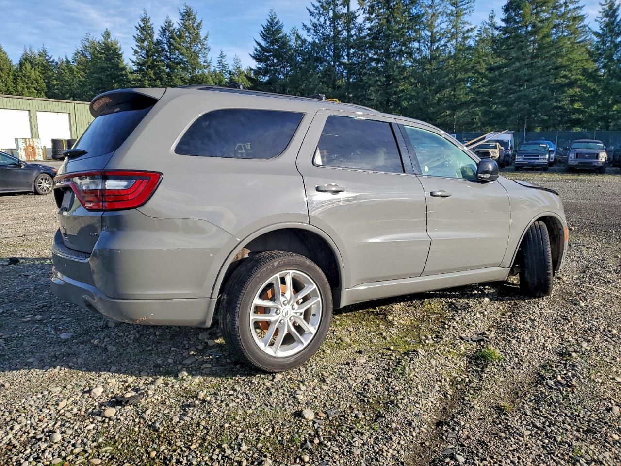 2025 DODGE DURANGO GT photo 3