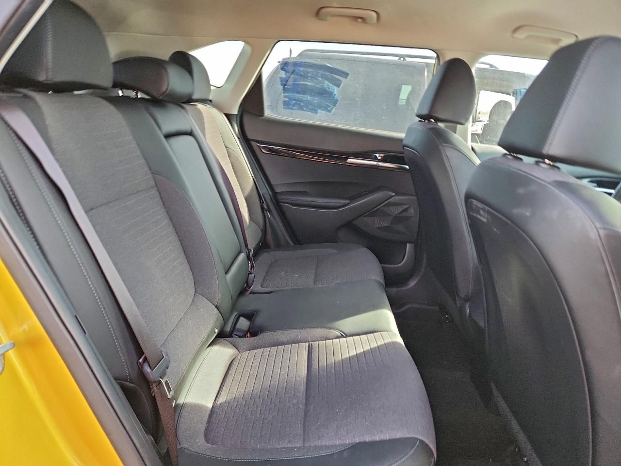 2021 KIA SELTOS S photo 11