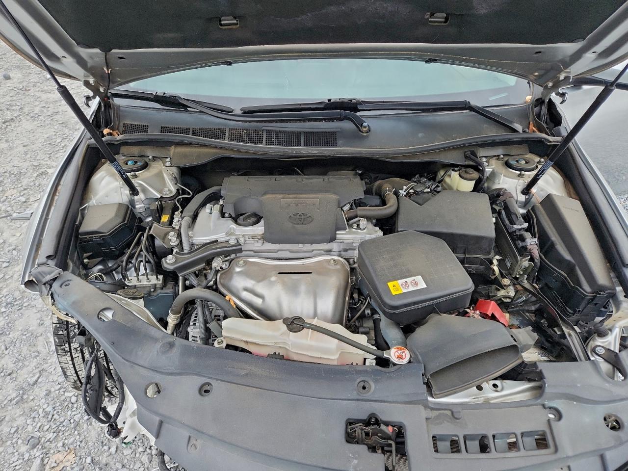 2017 TOYOTA CAMRY LE photo 11