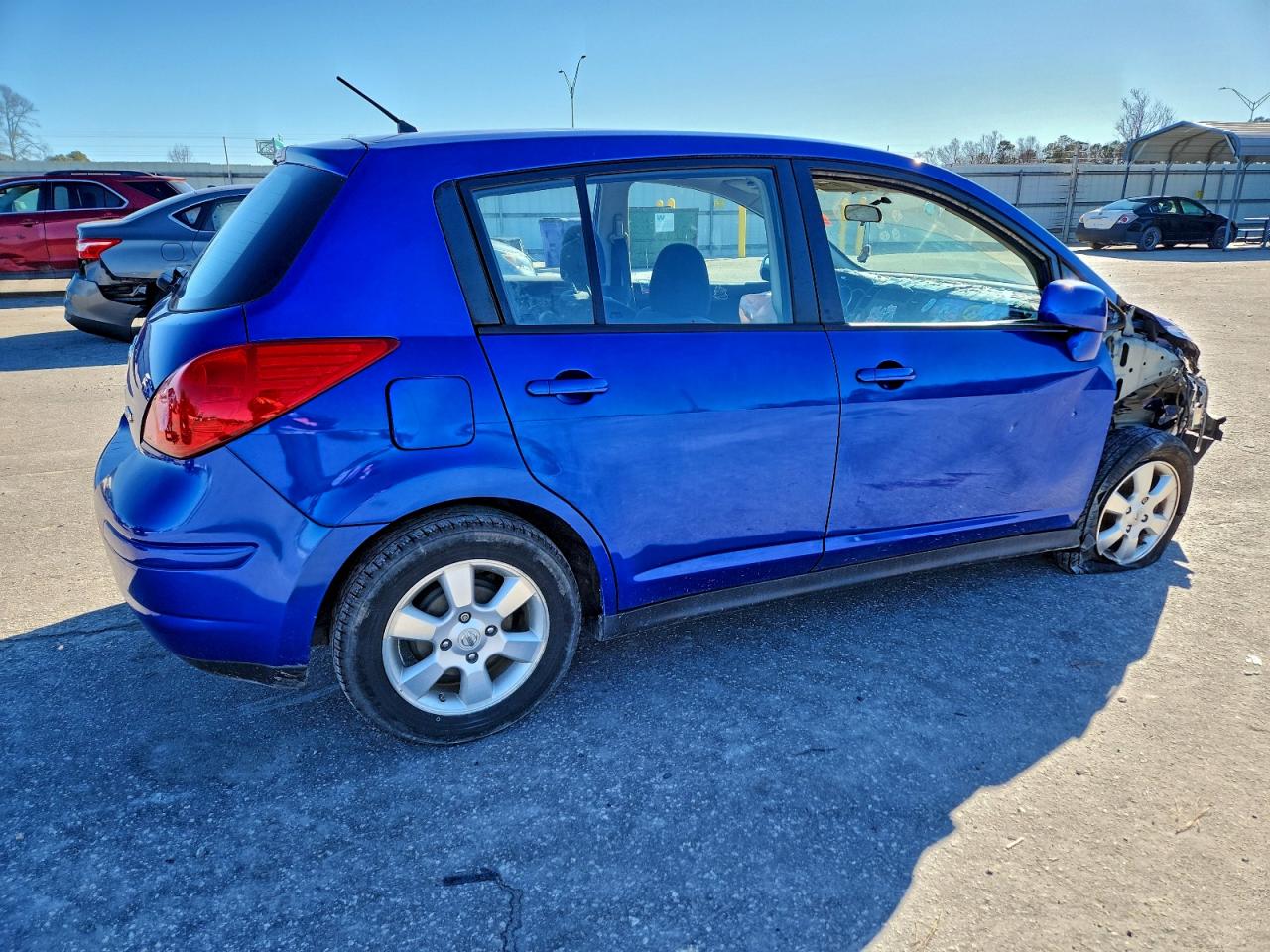 2012 NISSAN VERSA S photo 3