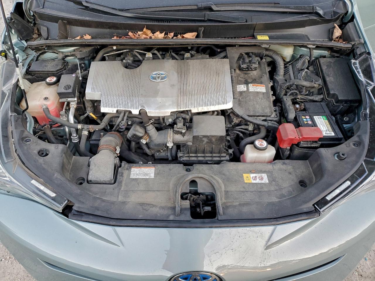 2017 TOYOTA PRIUS photo 11