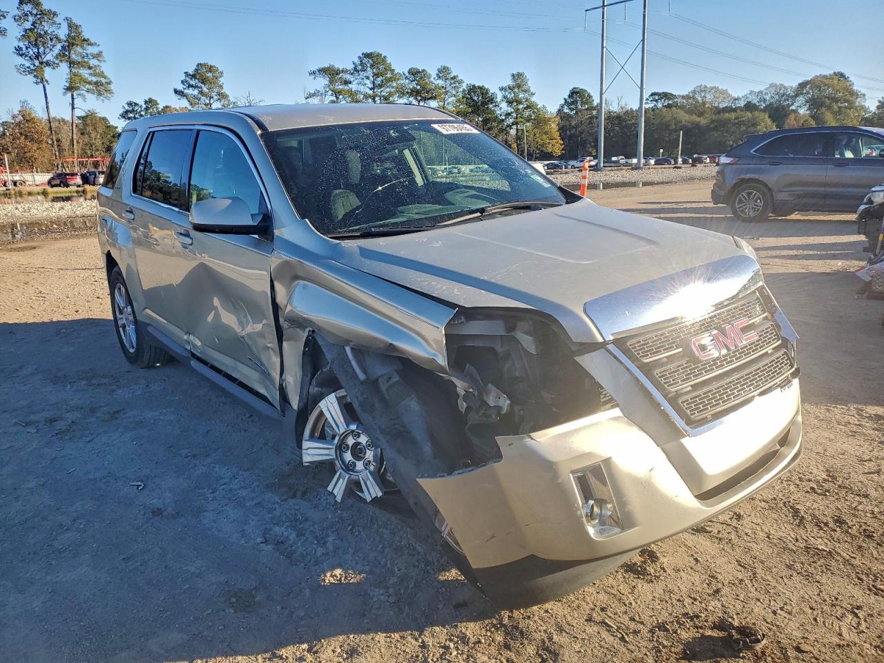 2015 GMC TERRAIN SLE photo 4