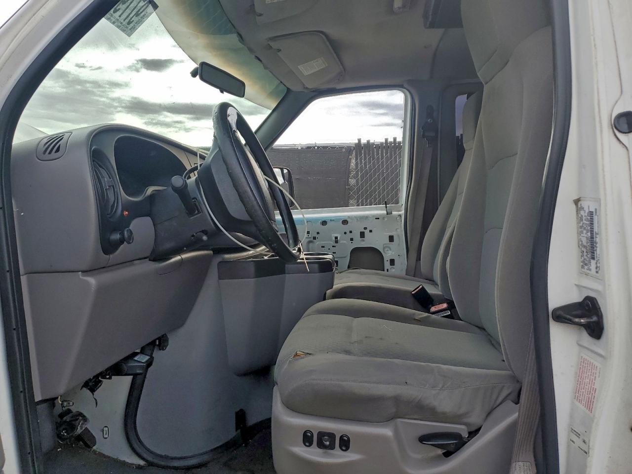 1998 FORD ECONOLINE E350 SUPER DUTY photo 7