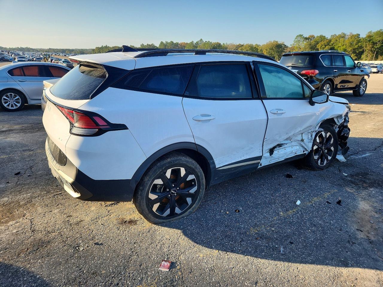 2023 KIA SPORTAGE X LINE photo 7