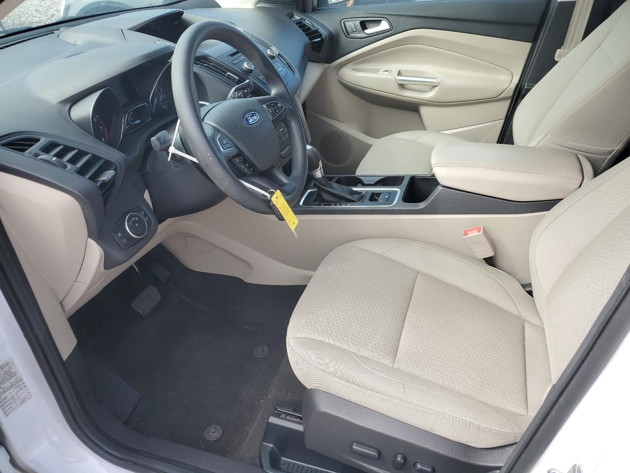2017 FORD ESCAPE SE photo 7