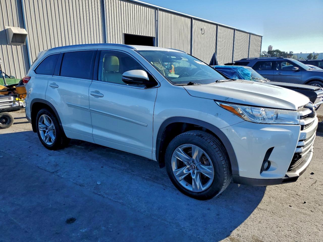 2018 TOYOTA HIGHLANDER LIMITED photo 4