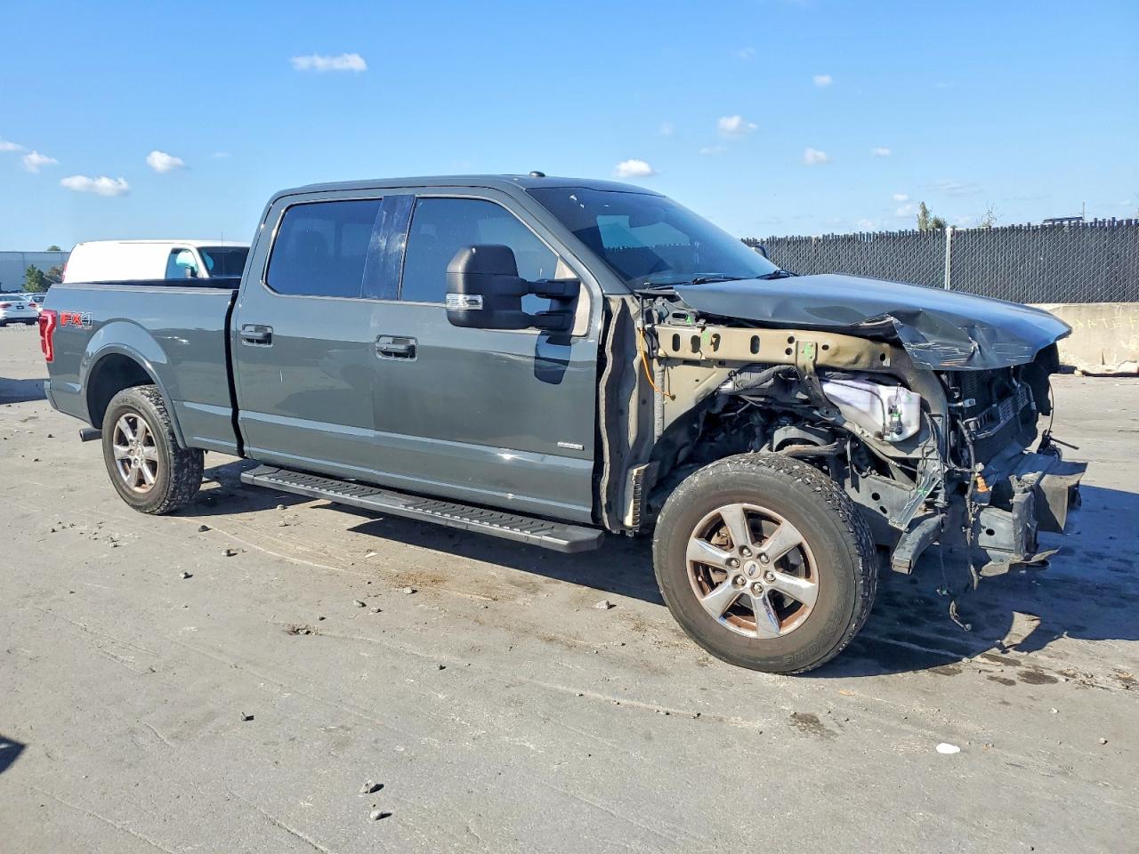 2016 FORD F150 SUPERCREW photo 4
