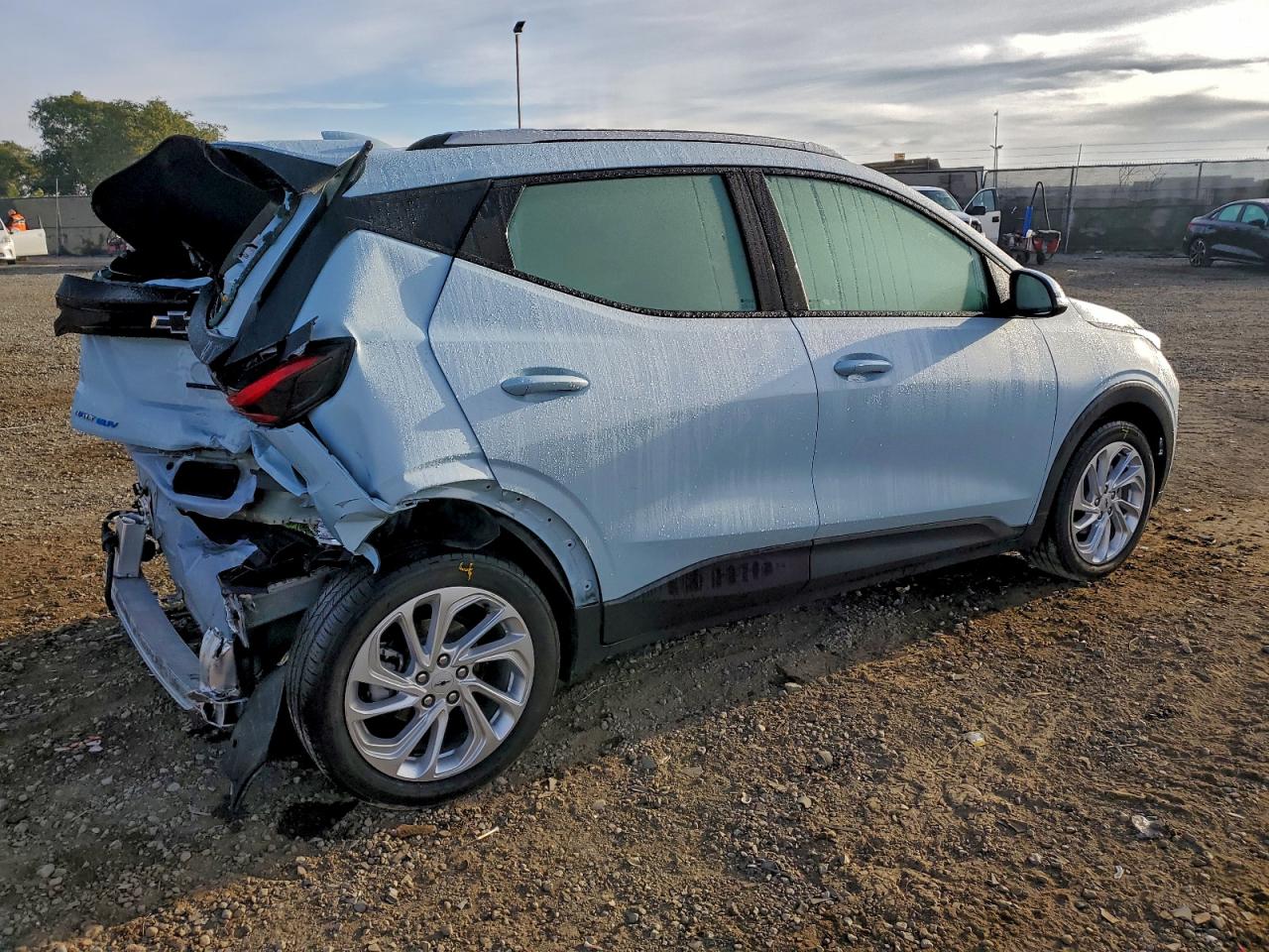 2023 CHEVROLET BOLT EUV LT photo 3
