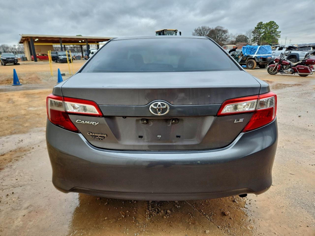 2014 TOYOTA CAMRY L photo 6