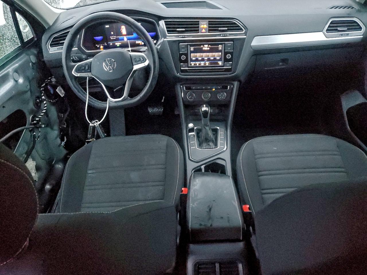 2024 VOLKSWAGEN TIGUAN S photo 8