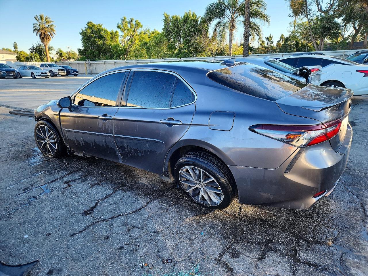 2023 TOYOTA CAMRY SE NIGHT SHADE photo 2