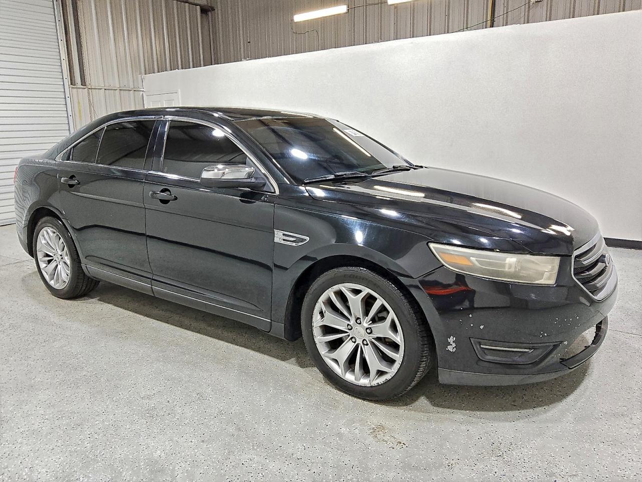 2015 FORD TAURUS LIMITED photo 4