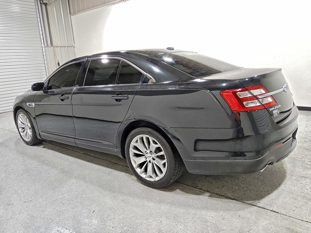 2015 FORD TAURUS LIMITED photo 2