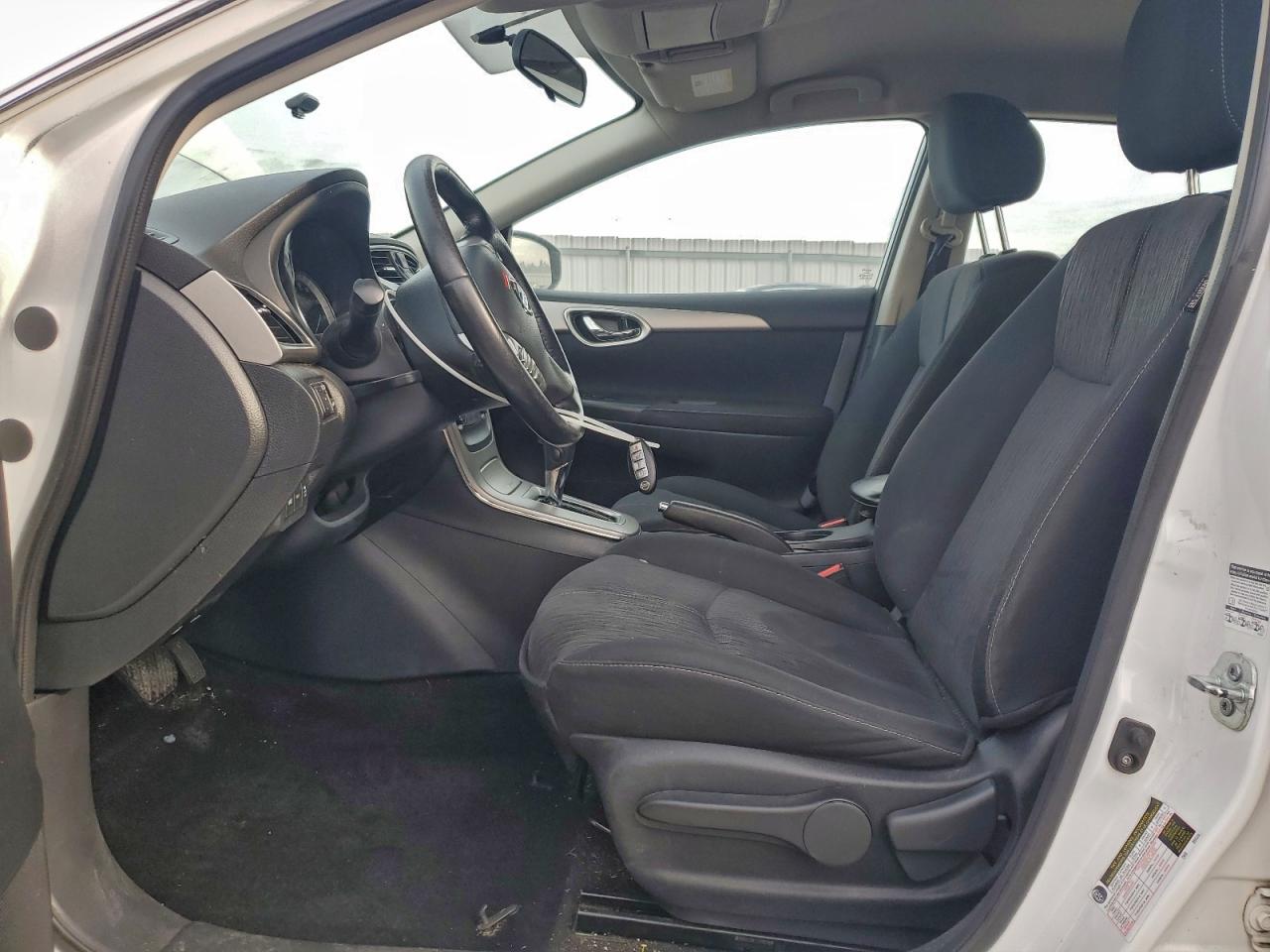 2015 NISSAN SENTRA S photo 7