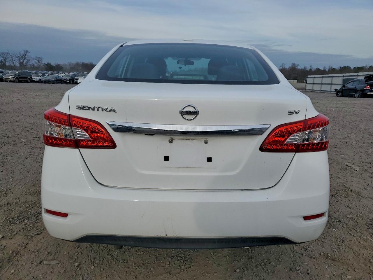 2015 NISSAN SENTRA S photo 6