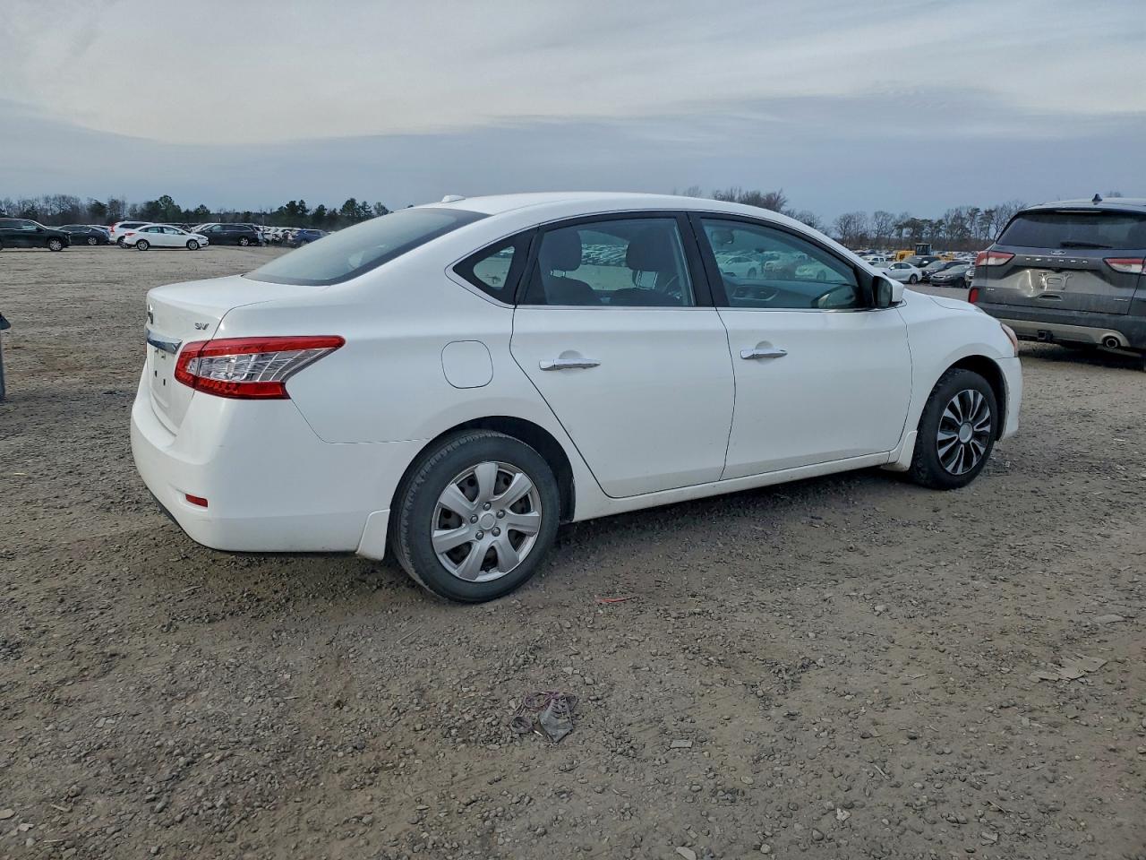 2015 NISSAN SENTRA S photo 3