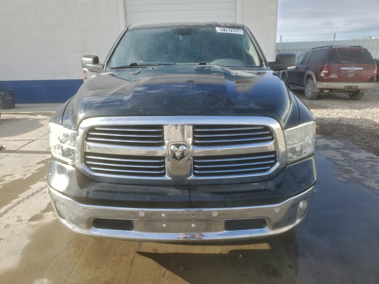 2015 RAM 1500 SLT photo 9