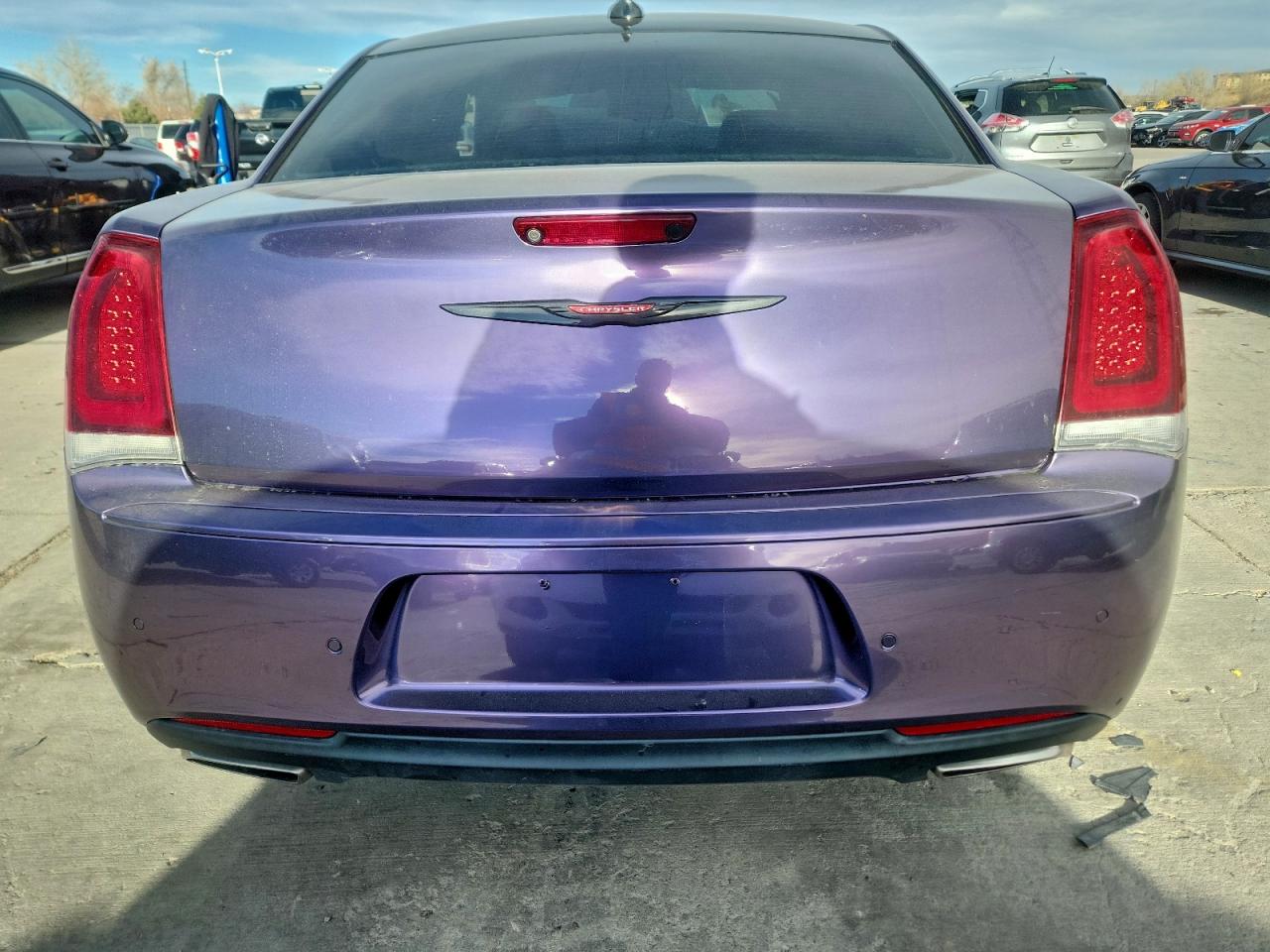 2021 CHRYSLER 300 S photo 6